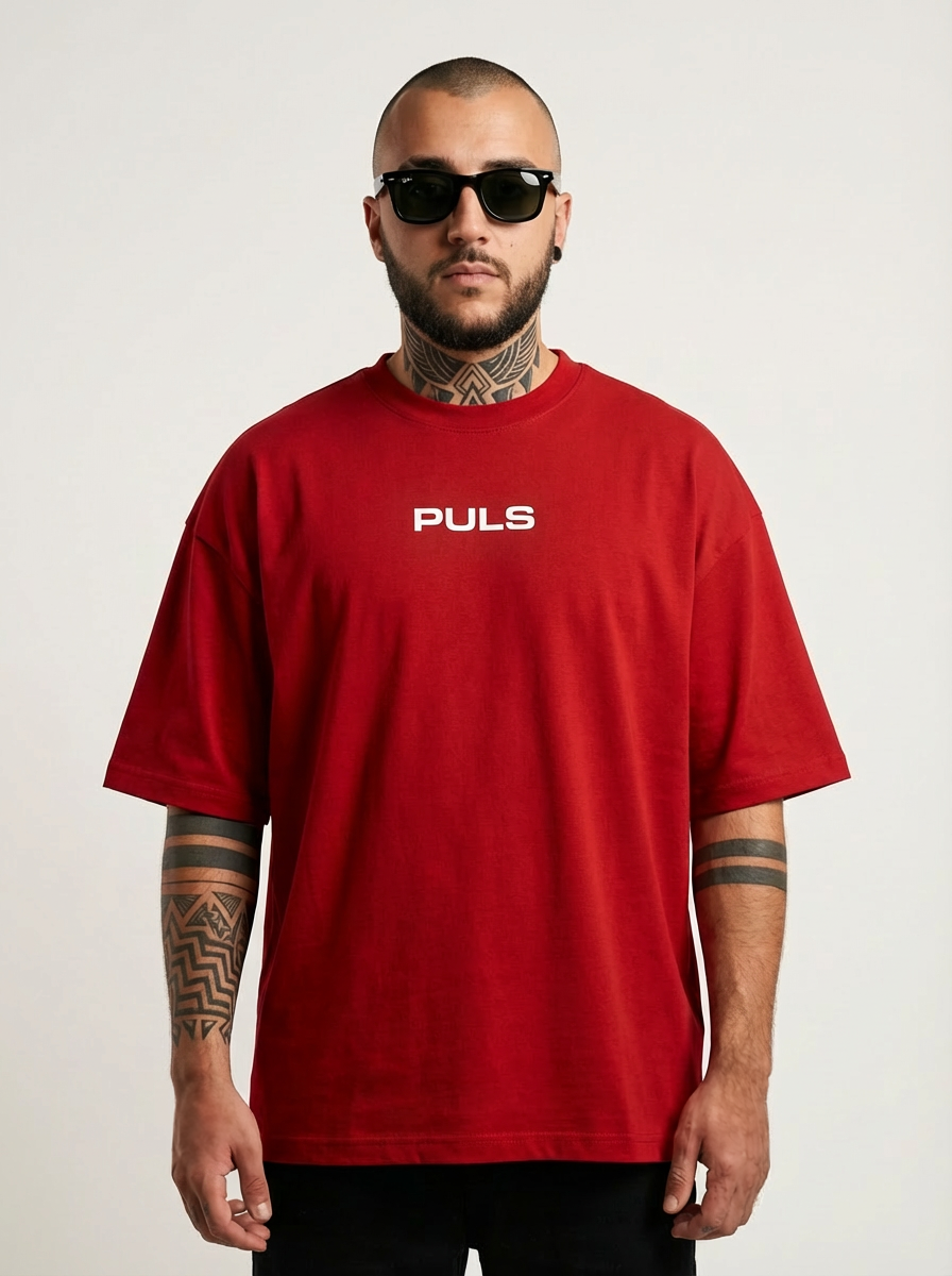 Camiseta oversize "Simple, not basic" Red